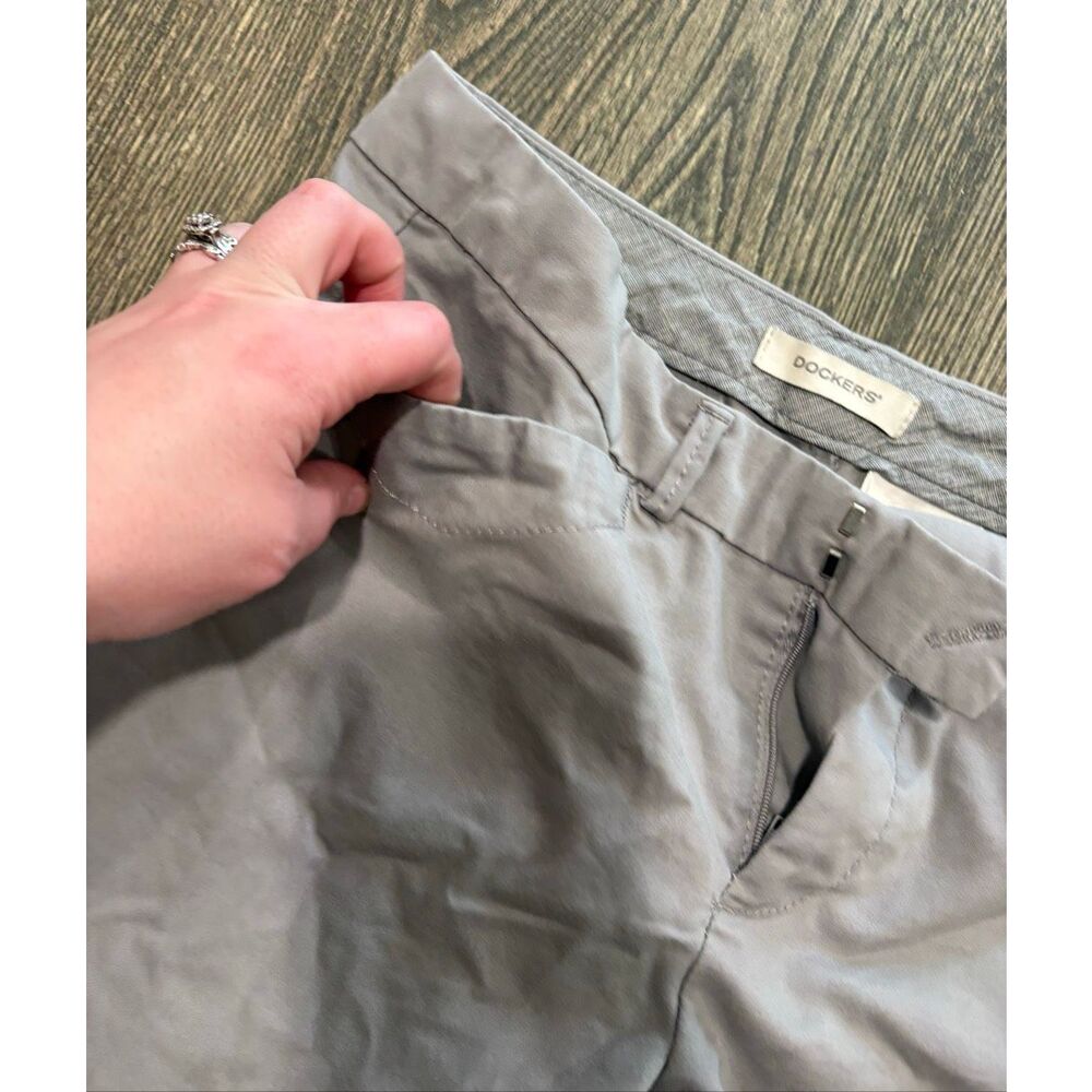 Dockers Womens Khaki Chino Pants Mid-Rise Wide Leg Cotton Blend Gray Size 4 - Picture 7 of 10